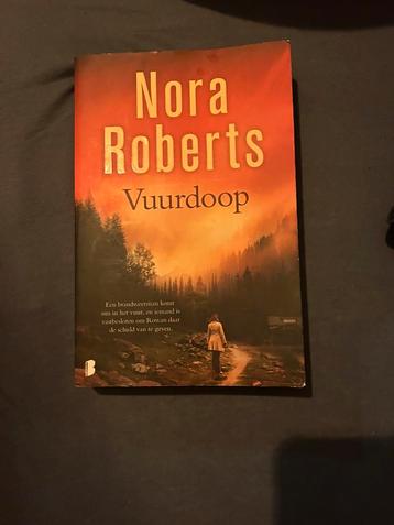 Nora Roberts - Vuurdoop, Verbroken lijn en Als dag en nacht beschikbaar voor biedingen