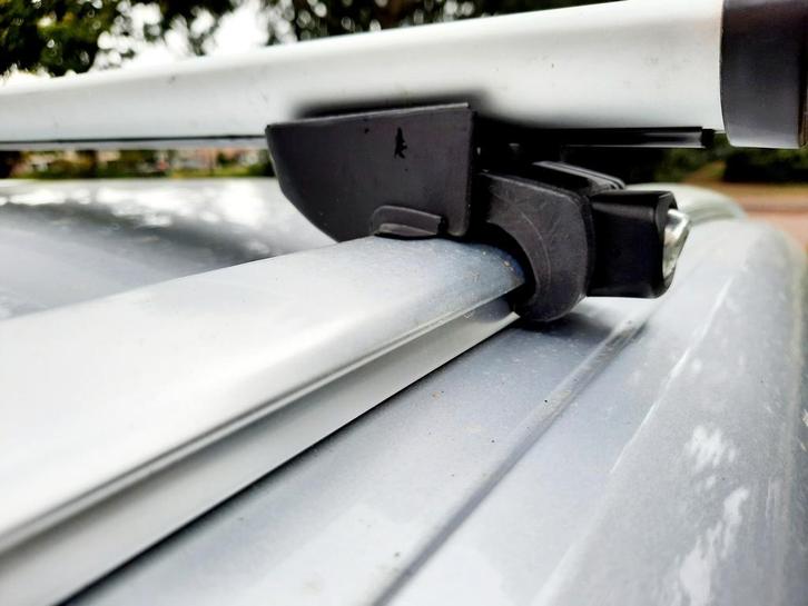 Farad Beamar 4 dakdragers 110cm voor gesloten dakrails, Auto diversen, Dakdragers, Ophalen of Verzenden