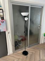 Vloerlamp met 2 lampen, Huis en Inrichting, Lampen | Vloerlampen, Ophalen of Verzenden, Zo goed als nieuw, Metaal, 150 tot 200 cm