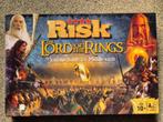 RISK the LORD of the RINGS join the battle for middle-earth, Hobby en Vrije tijd, Gezelschapsspellen | Bordspellen, Ophalen of Verzenden