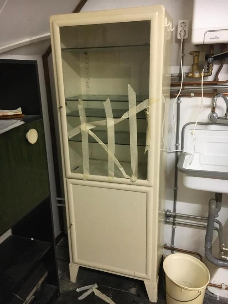 Originele apothekers vitrinekast, Huis en Inrichting, Kasten | Vitrinekasten, Gebruikt, 150 tot 200 cm, 50 tot 100 cm, 25 tot 50 cm