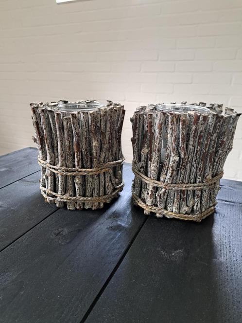 Twee aparte windlichten hout - takken. Kandelaars - sfeer, Huis en Inrichting, Woonaccessoires | Kandelaars en Kaarsen, Zo goed als nieuw