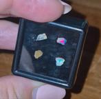 Ruwe opaal in doosje, Sieraden, Tassen en Uiterlijk, Edelstenen, Ophalen of Verzenden, Zo goed als nieuw