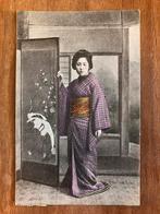 Vrouw in Japanse kimono. Kamerscherm met Kraanvogel. 1919, Verzenden, Voor 1920, Gelopen, Buiten Europa