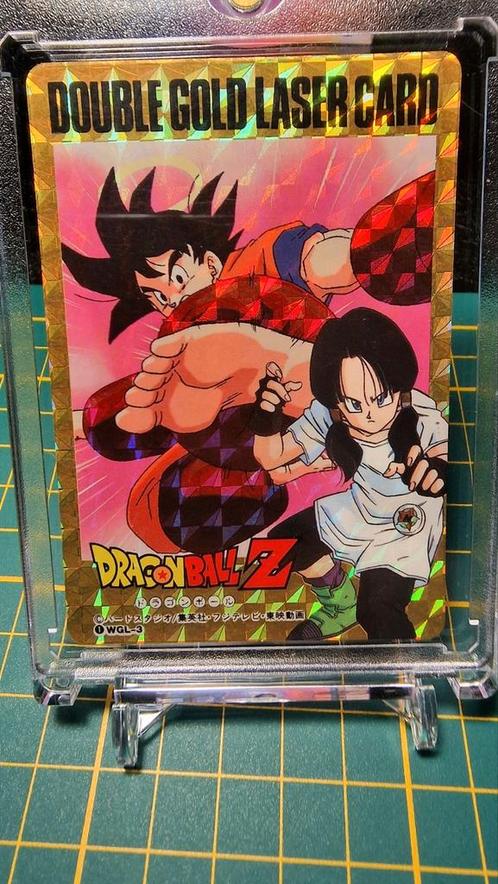 Dragon Ball Z Rare Holo Double Gold Laser Hero (JP) kaart, Hobby en Vrije tijd, Verzamelkaartspellen | Overige, Zo goed als nieuw