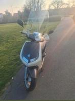 Vivacity sixties 4takt Snor 10.348km, Fietsen en Brommers, Scooters | Peugeot, Ophalen, Zo goed als nieuw, Benzine, Vivacity