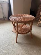 Vintage rotan bijzettafel, Huis en Inrichting, Minder dan 55 cm, Gebruikt, Rond, Hout