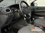 Ford Focus Wagon 1.6-16V Ambiente | AIRCO | CRUISE | TREKHAA, Te koop, Zilver of Grijs, Benzine, 1177 kg