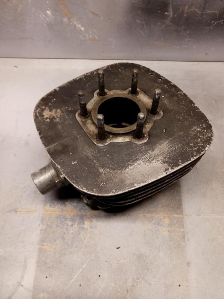 2 takt cilinder, Motoren, Onderdelen | Oldtimers, Gebruikt, Ophalen of Verzenden