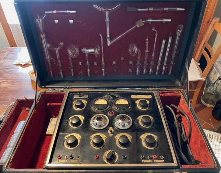 GEZOCHT Elektriseer VioletRay Hoogfrequentie Arsonvalisatie, Verzamelen, Elektronische Apparatuur, Overige typen, Ophalen