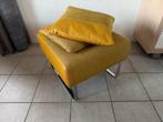 Montel Hocker 'Mustard' met Sierkussens in nieuwstaat, Ophalen, Metaal, Gebruikt, Design, Strak