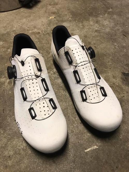 Fizik Tempo Overcure R4 fietsschoenen maat 44, Fietsen en Brommers, Fietsaccessoires | Fietskleding, Zo goed als nieuw, Schoenen