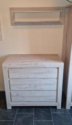 Commode en meegroeibed (ledikant en 1 persoonsbed), Kinderen en Baby's, Kinderkamer | Complete kinderkamers, Ophalen, Gebruikt