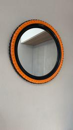 Unieke spiegel van fietsband (50 cm) – perfect voor man cave, Huis en Inrichting, Woonaccessoires | Spiegels, Ophalen, Rond, Zo goed als nieuw