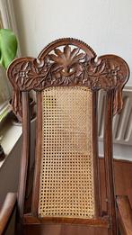 Indiase Rotan Houtsnijwerk stoel, Antiek en Kunst, Antiek | Meubels | Stoelen en Banken, Ophalen of Verzenden