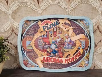 Retro Douwe Egberts Dienblad  vintage metaal beschikbaar voor biedingen