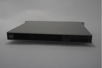 ASA5515-X Cisco ASA5515-X adaptive security appliance firewa beschikbaar voor biedingen