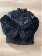 Jas zwart ‘bont’ maat 134/140 shoeby Nieuwstaat, Kinderen en Baby's, Kinderkleding | Maat 134, Ophalen of Verzenden, Zo goed als nieuw