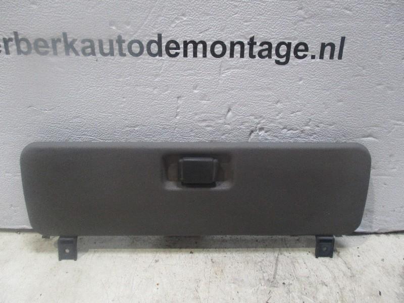 Dashboardkastje Ford Fiesta 1983-1989 1985 84fgbo6024aaw, Gebruikt, Henry-Ford-Straße  1, Köln 50735, , Duitsland, Ford-Werke GmbH