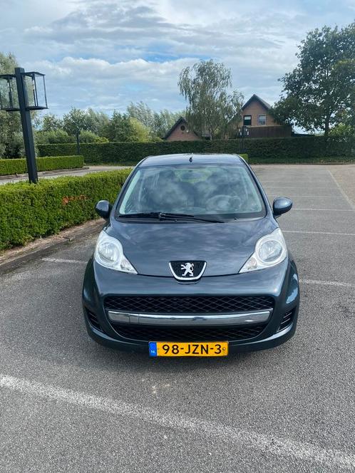 Peugeot 107 5drs / Nwe APK 21 april 2026 ! /Airco/, Auto diversen, Schadeauto's, Handgeschakeld, Benzine, Hatchback, Zilver of Grijs