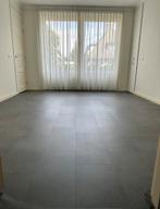 Laminaat vloer (grijstint) 18 - 20m2, Ophalen, 50 tot 150 cm, Zo goed als nieuw, 10 m² of meer