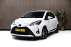 Toyota Yaris 1.5 VVT-i Dynamic | Stoelverwarming | Camera |, Keurmerk '100% Onderhouden', 12 maanden, Stof, 4 cilinders
