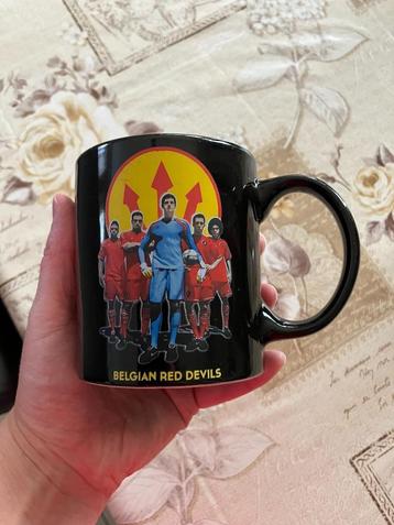 Mok Belgian Red Devils beschikbaar voor biedingen