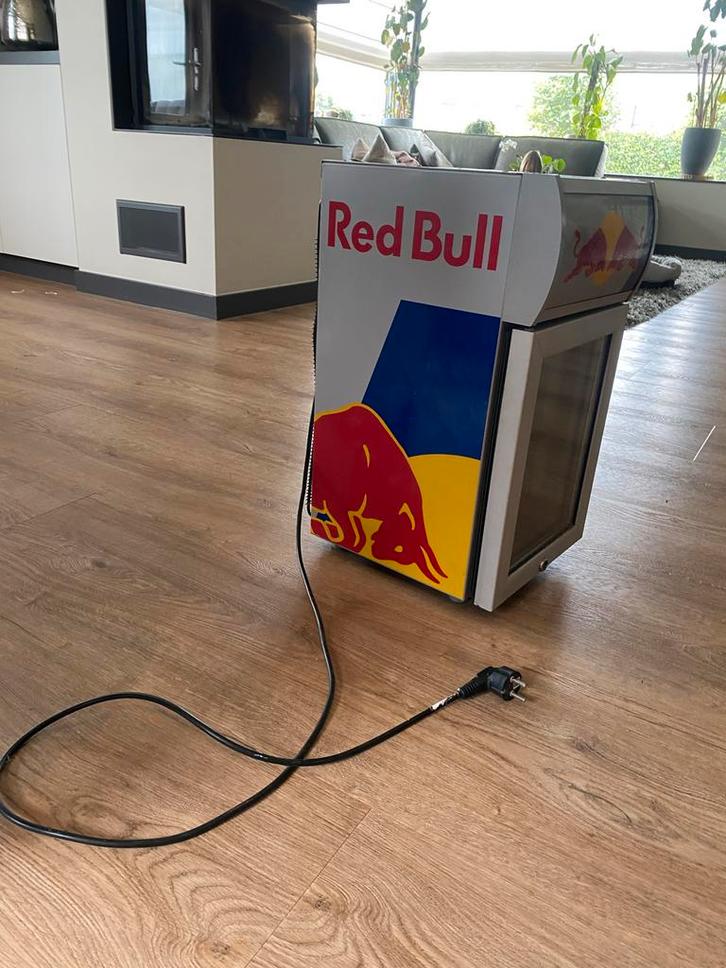 Red Bull Koelkast - Blikvanger!, Witgoed en Apparatuur, Koelkasten en IJskasten, Gebruikt, Zonder vriesvak, Minder dan 75 liter