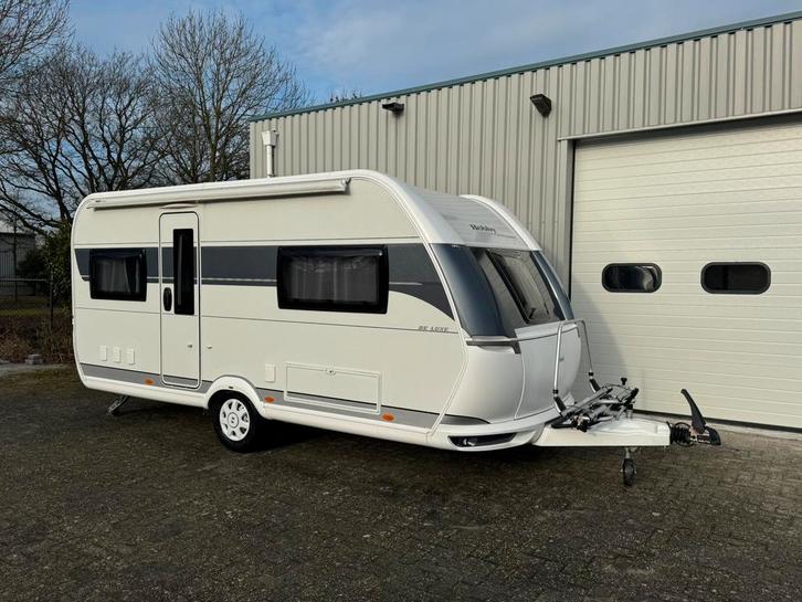 Hobby de Luxe 460 UFe met Mover, Luifel, Fietsedrager, Caravans en Kamperen, Caravans, Bedrijf, tot en met 4, 1000 - 1250 kg, Rondzit