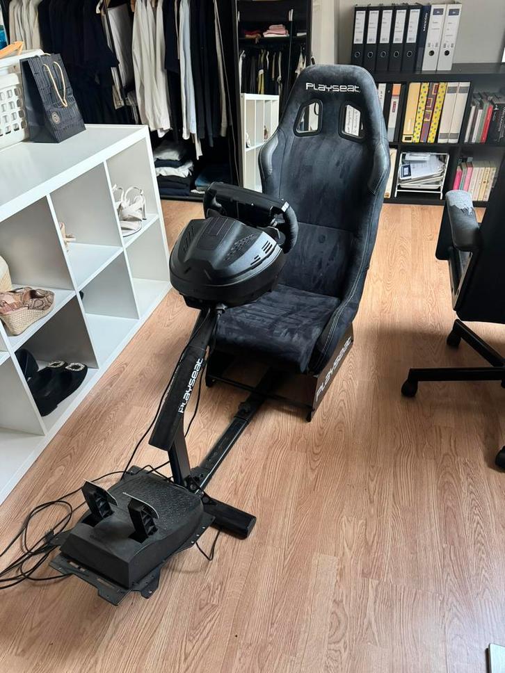 Playseat evolution + Thrustmaster T300 + Ferarri F1 stuur, Spelcomputers en Games, Spelcomputers | Sony PlayStation Consoles | Accessoires