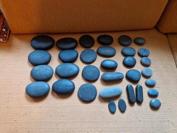 32 hotstone stenen voor massage beschikbaar voor biedingen