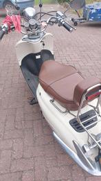 Te koop Iva brommer scooter, Fietsen en Brommers, Scooters | Overige merken, Gebruikt, Maximaal 45 km/u, 50 cc, Ophalen