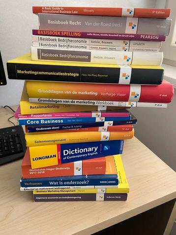 Studieboeken commerciële economie boeken beschikbaar voor biedingen