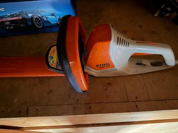 STIHL HSE 42 elektrische heggenschaar - 45 cm beschikbaar voor biedingen