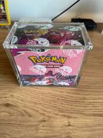 Fusion strike booster box ! Perfect sealed + Acryl., Ophalen of Verzenden, Zo goed als nieuw, Boosterbox