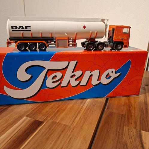 DAF 95XF ,6 X 2 St,Baar & 3 as Gastrailer echt Wit + Doos ., Hobby en Vrije tijd, Modelauto's | 1:50, Zo goed als nieuw, Bus of Vrachtwagen