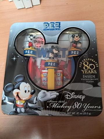 Mickey Mouse Pez set  beschikbaar voor biedingen