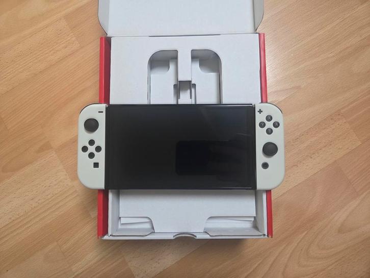 Nintendo Switch Oled, Spelcomputers en Games, Spelcomputers | Nintendo Switch, Zo goed als nieuw, Switch OLED, Met 1 controller