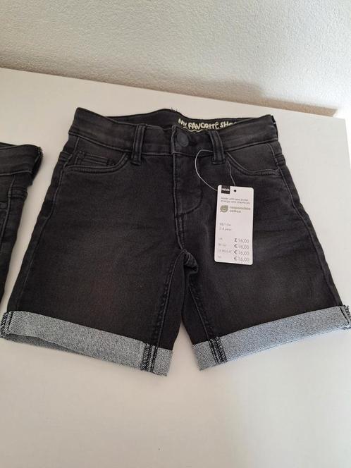 2 nieuwe Hema korte jogdenim spijkerbroek zwart maat 98/104, Kinderen en Baby's, Kinderkleding | Maat 98, Nieuw, Jongen, Broek