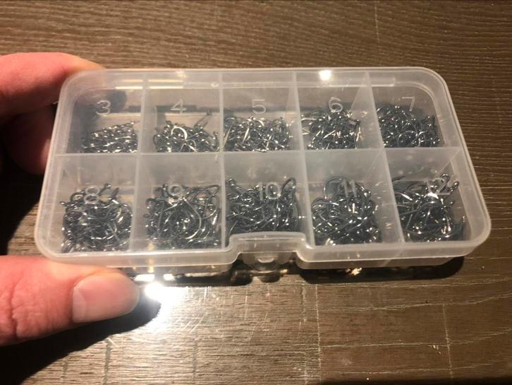 Nieuw doos met 500 stuks vishaken, karperhaken, witvishaken, Watersport en Boten, Hengelsport | Witvissen, Nieuw, Ophalen of Verzenden