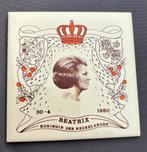 Tegel Beatrix, 30-04-1980, Antiek en Kunst, Antiek | Keramiek en Aardewerk, Ophalen of Verzenden