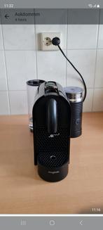 Nespresso  koffieapperraat met melkopschuimer, Witgoed en Apparatuur, Koffiezetapparaten, Gebruikt, Ophalen of Verzenden
