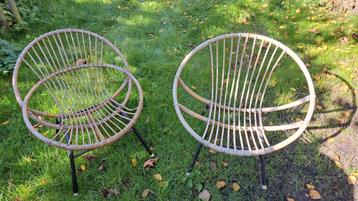 Twee rotan stoeltjes, ophalen in Assen beschikbaar voor biedingen
