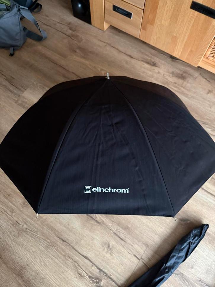 Elinchrom 2in1 Paraplu Wit/Translucent 85cm, Audio, Tv en Foto, Fotografie | Fotostudio en Toebehoren, Zo goed als nieuw, Lamp of Flitsset