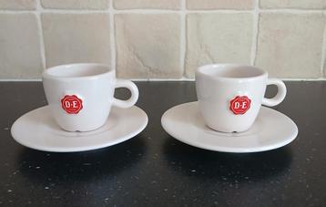 2 complete kop en schotel van Douwe Egberts voor espresso's
 beschikbaar voor biedingen