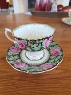 Royal Albert Needlepoint Kop en Schotel, Huis en Inrichting, Ophalen, Zo goed als nieuw, Overige stijlen, Kop(pen) en/of Schotel(s)