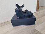 Tommy Hilfiger Wedge Sandalen - Maat 37 - Nieuw, Blauw, Nieuw, Tommy Hilfiger, Sandalen of Muiltjes