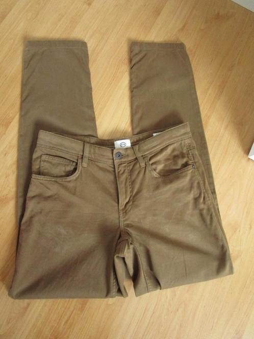 ZGAN - sportieve bruine herenbroek maat 32/34, Kleding | Heren, Broeken en Pantalons, Zo goed als nieuw, Bruin, Ophalen of Verzenden