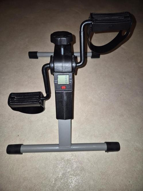 Stoelfiets, Sport en Fitness, Fitnessapparatuur, Zo goed als nieuw, Armen, Benen, Ophalen of Verzenden
