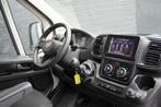 Fiat Ducato 2.3 MJ 140PK L2H2 EURO 6 - Airco - Navi - Cruise, Voorwielaandrijving, Stof, Gebruikt, 2500 kg